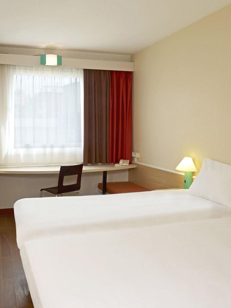 Ibis Katowice - Zabrze Hotel Luaran gambar